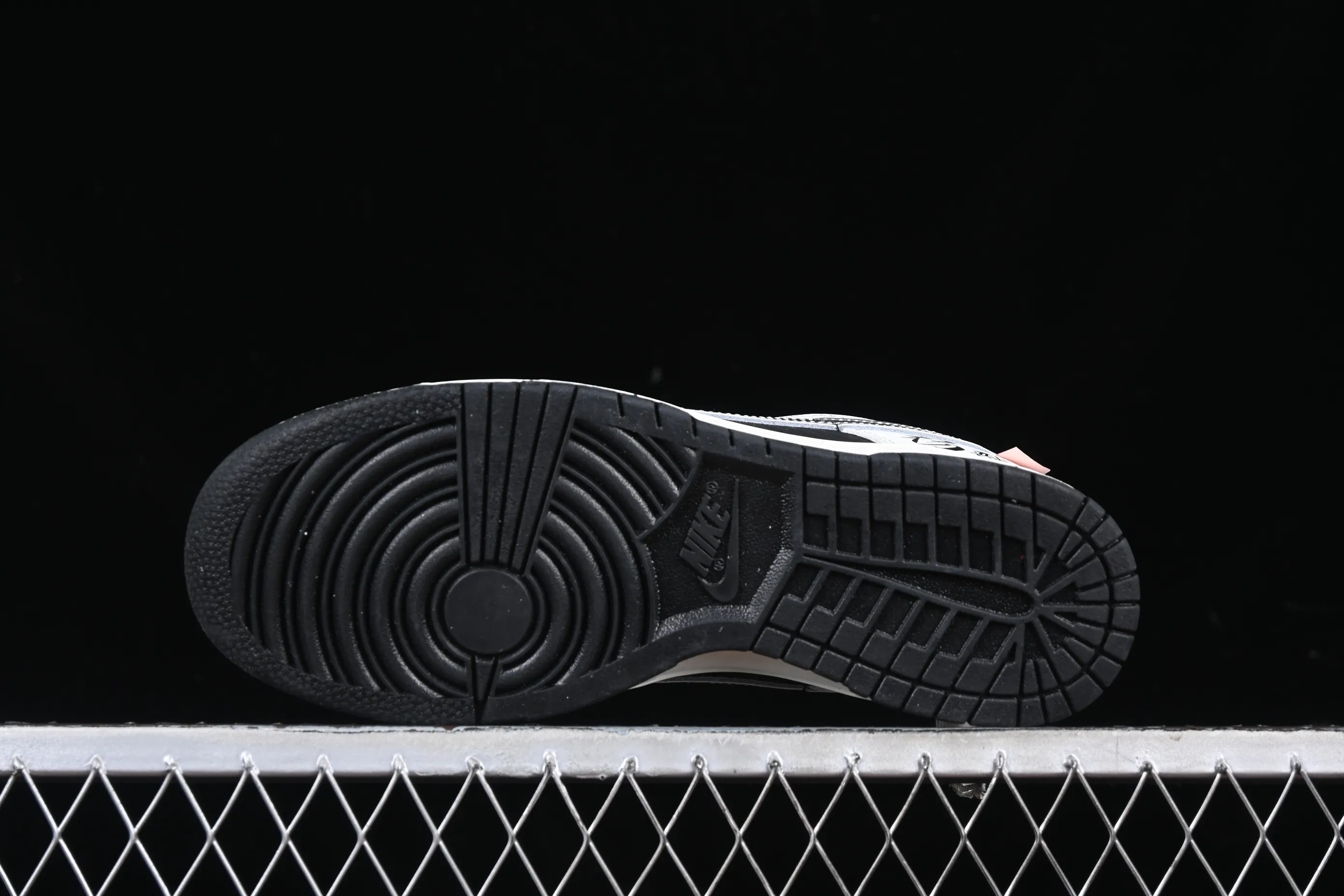 All Categories Nk SB Dunk Series Nk SB Dunk Low Low-top sneakers Nk SB Dunk Low Black Myth Game Theme Yang Jian Low-top casual sneakers DV2433-100